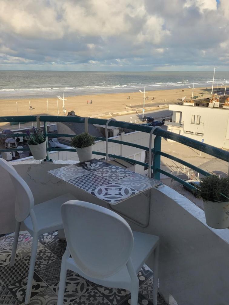 Studio Vue Mer Au Coeur De Malo Les Bains Pieds Dans L Eau Dunkirk Exteriér fotografie